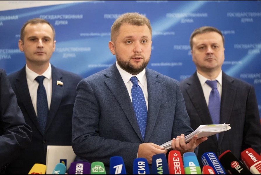 Принят в I чтении законопроект ЛДПР о продлении срока действия результатов ЕГЭ для участников СВО