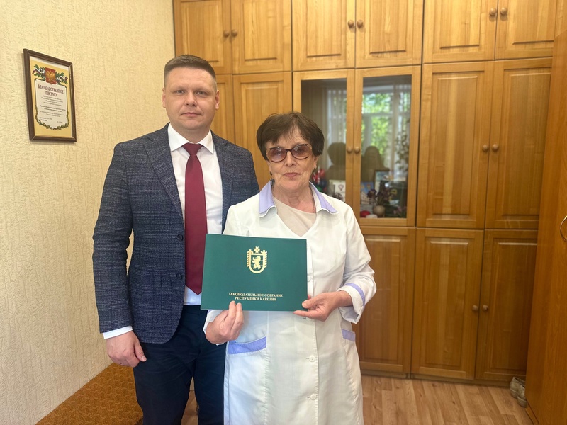 Депутат Паккуев предложил учредить звание «Почетный донор Карелии» 
