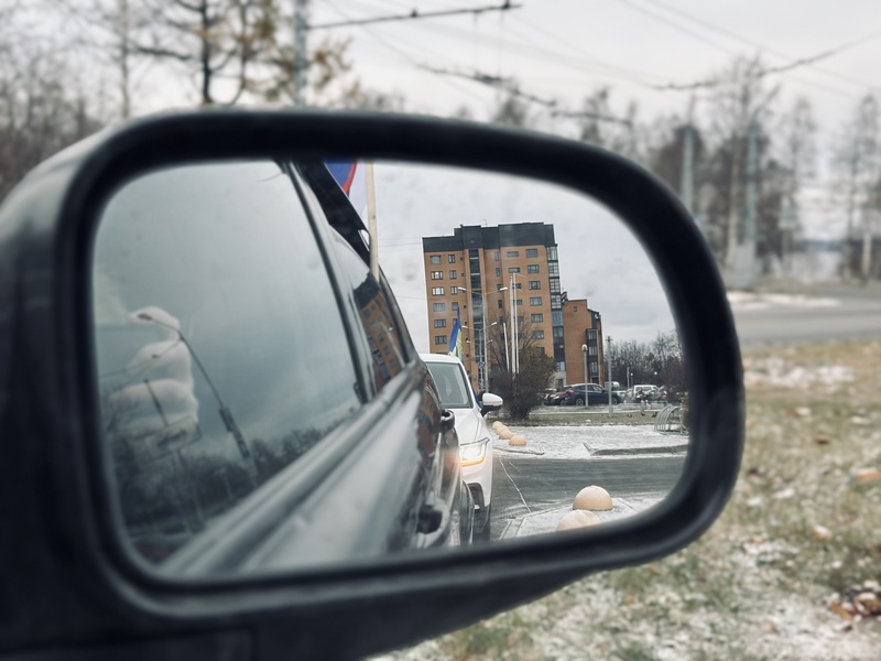 В День народного единства активисты Карельского регионального отделения ЛДПР провели автопробег