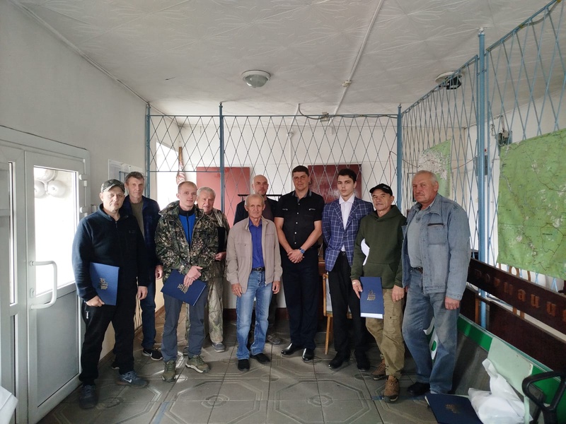 С Днем работников леса