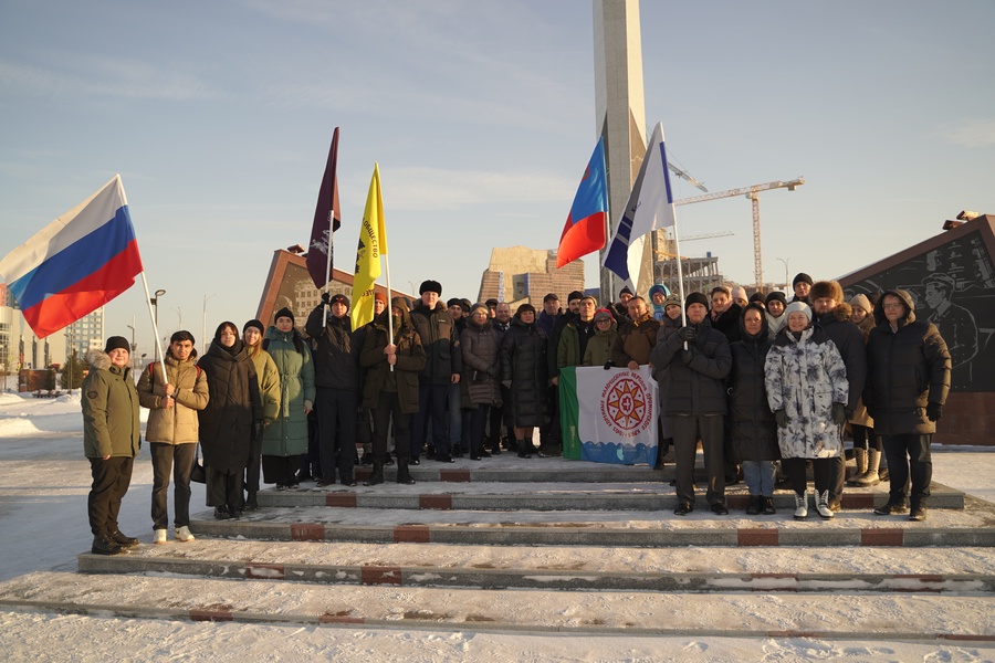 Кемеровский государственный университет поддержал участников автопробега Владивосток-Луганск