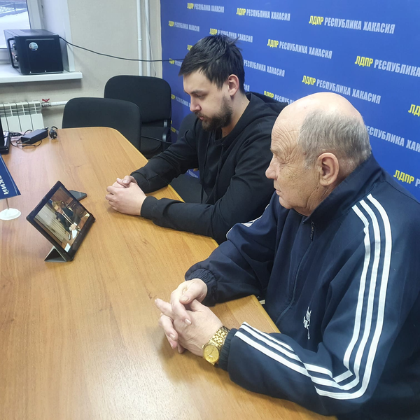 Алексей Вернигоров о прямом эфире Главы Хакасии: “Не стрим, а стрЁм!”