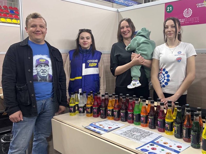 Партийцы посетили вставку местных предпринимателей «Сделано в Абакане» 