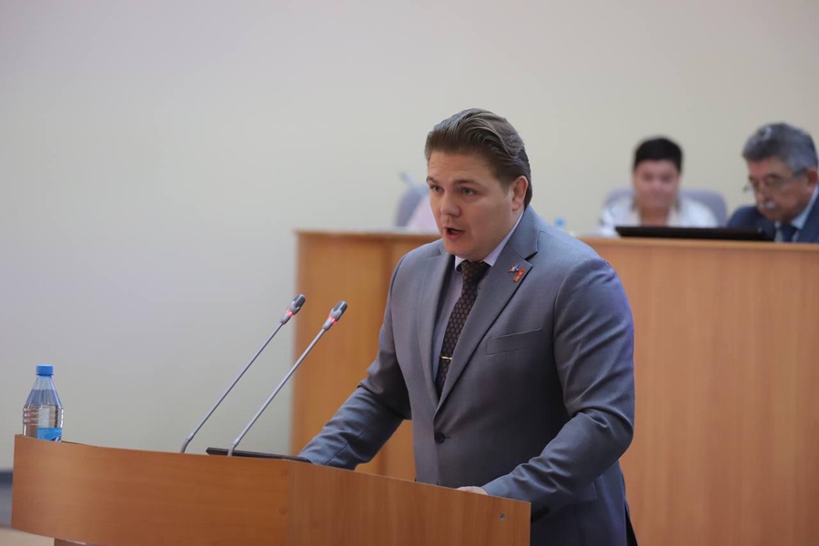 ЛДПР: Глава Хакасии не выступил с отчетом о работе перед депутатами