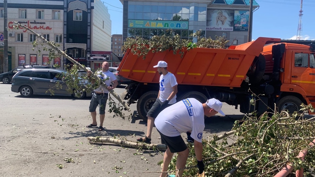 Фото субботника в городе