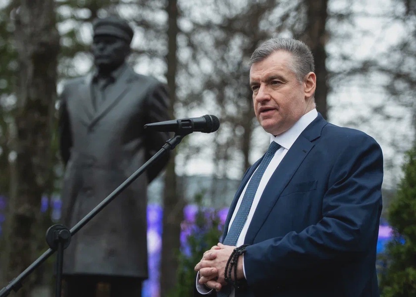 ЛДПР предложила не облагать налогом гранты и премии, полученные молодыми учёными
