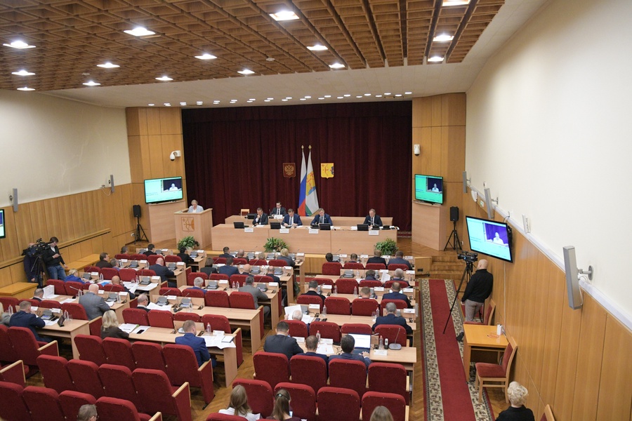 Депутат Владимир Понарьев раскритиковал процесс принятия областного бюджета
