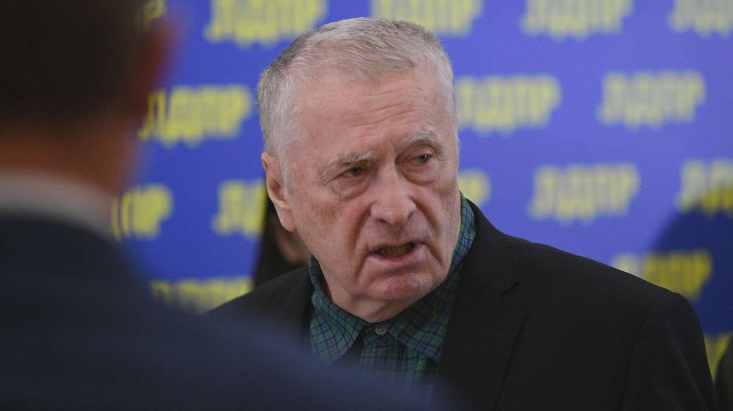 Волгоград переименовать в Сталинград, а Киров в Вятку? Вспомним, что об этом говорил Жириновский