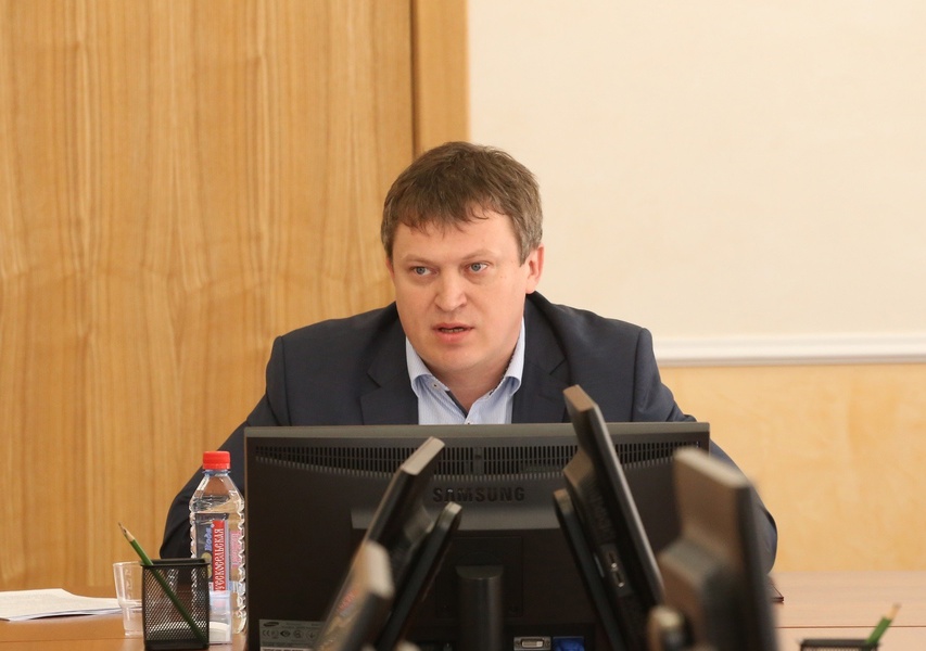 Денис Ерохин: в городе слишком много чиновников