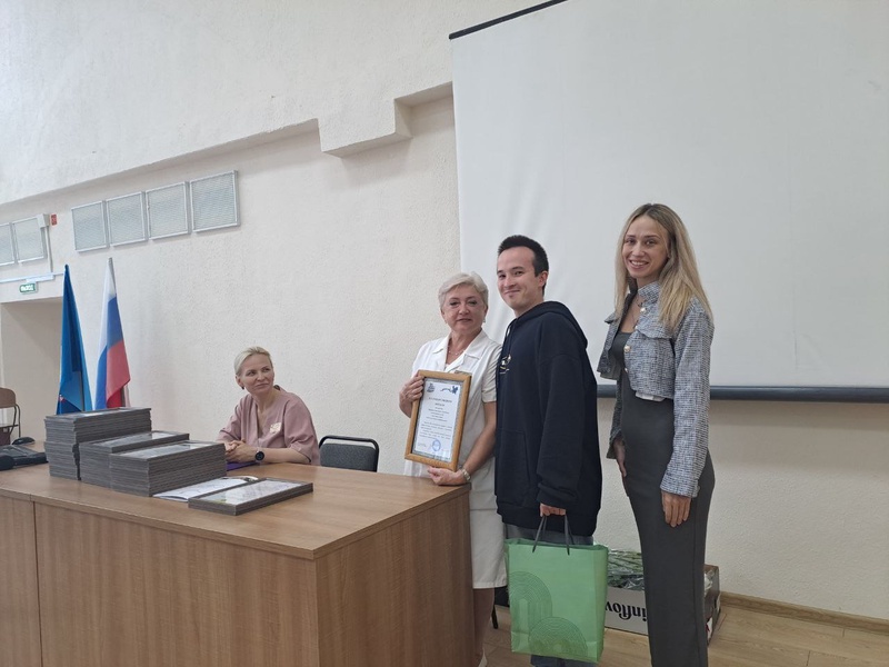 Поздравляем с Днём медицинского работника