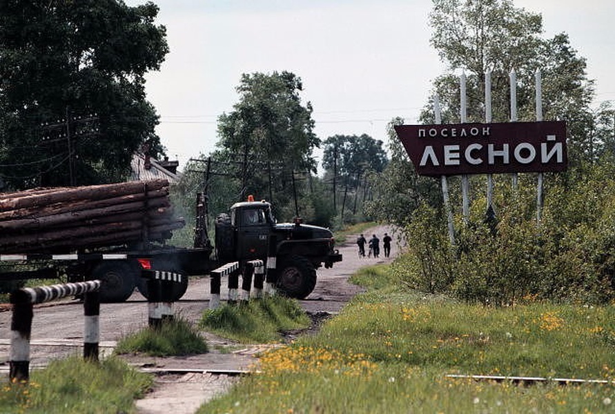 Кировская верхнекамский поселок лесной. Посёлок Лесной Кировская область. Лесной Кировская область Верхнекамский дороги.