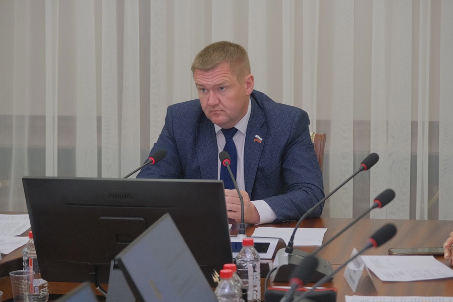 Депутат Владимир Понарьев внёс свои предложения в проект бюджета области