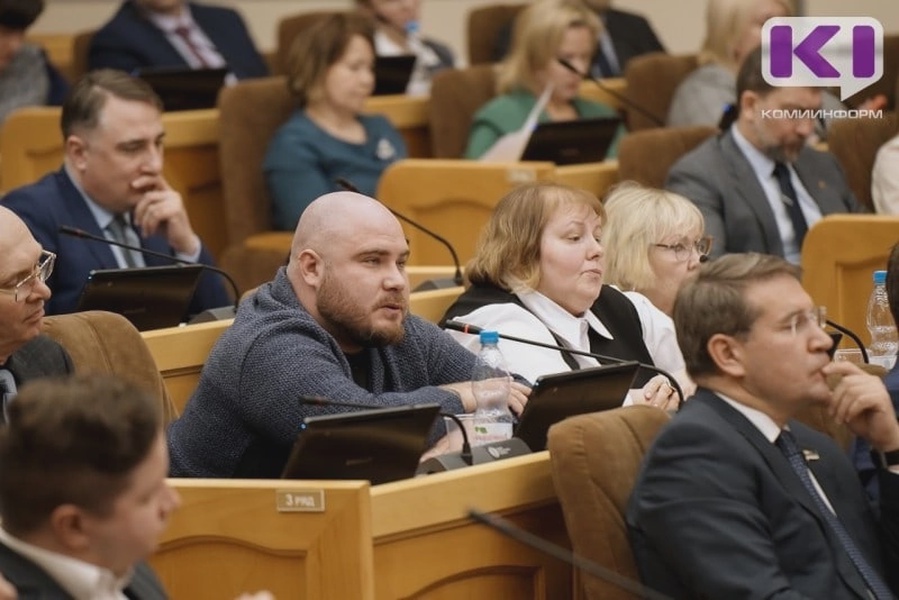 Наталия Зиновьева: На Крайнем Севере ждут решение вопросов по переселению и транспортной доступности