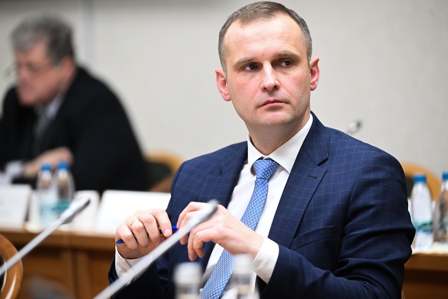 В первичном звене здравоохранения дефицит кадров, ‒ Леонов