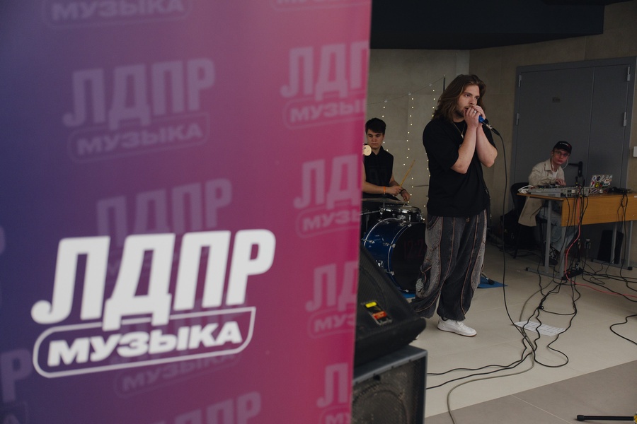 ЛДПР собрала лучших киберспортсменов из России и СНГ на LAN-финале по Counter-Strike 2