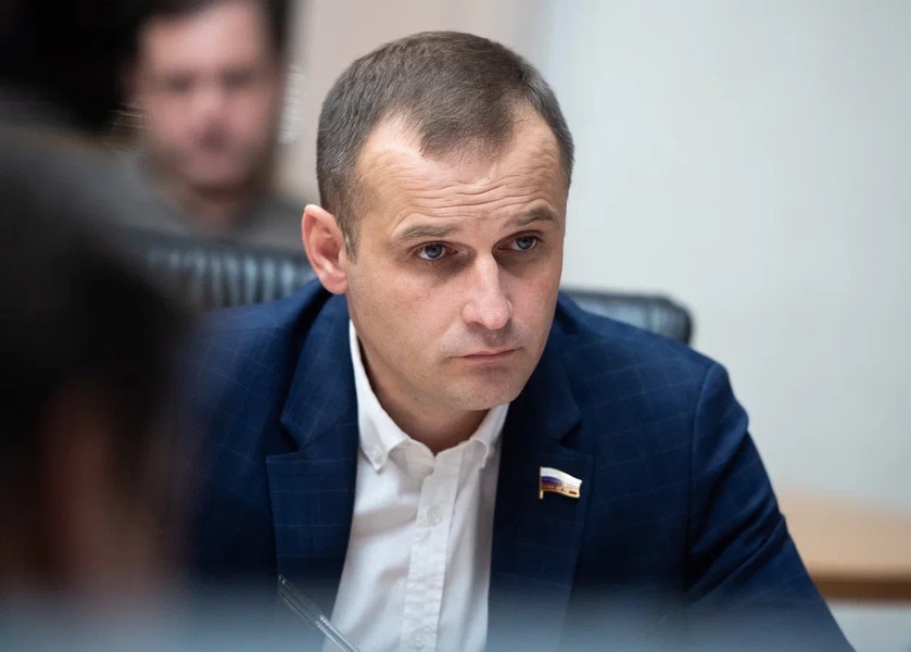 Сергей Леонов поддержал закон о регулировании рынка БАДов