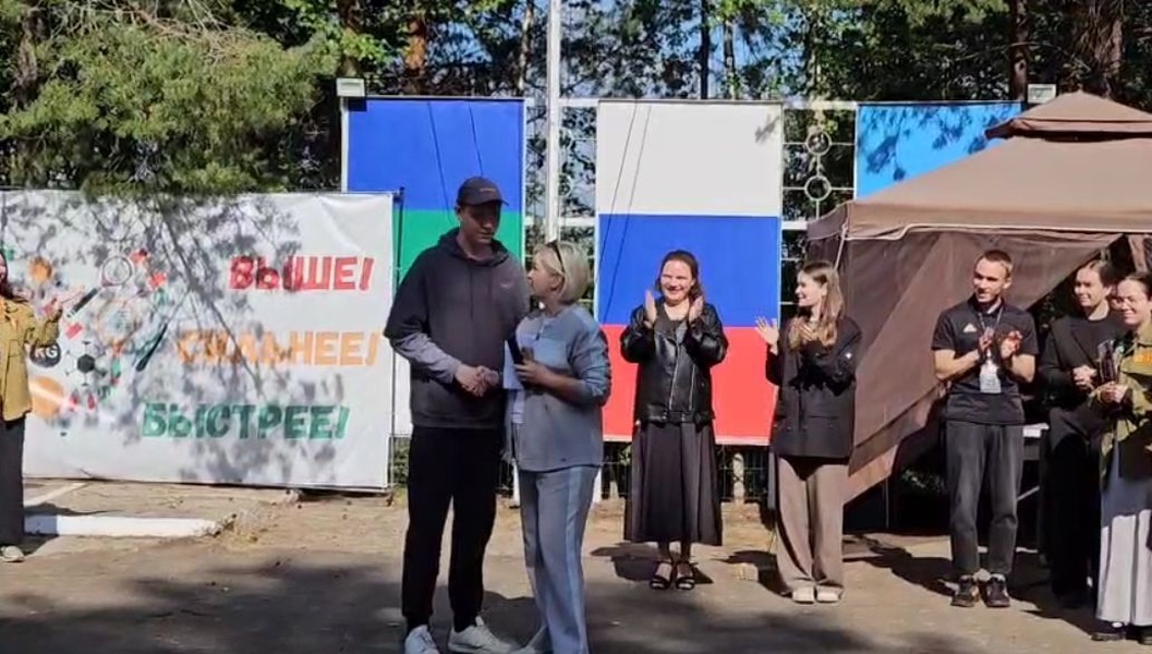 ЛДПР отправит победителей детского конкурса в Москву