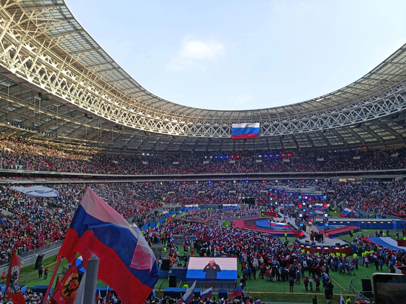 Костромские партийцы побывали на митинге-концерте в Лужниках 