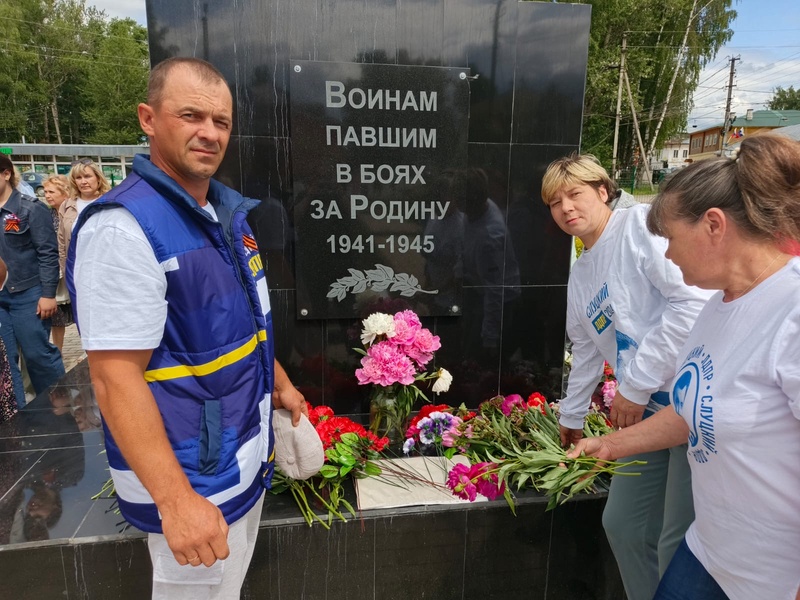 В Костромской области партийцы почтили память павших в Великой Отечественной войне