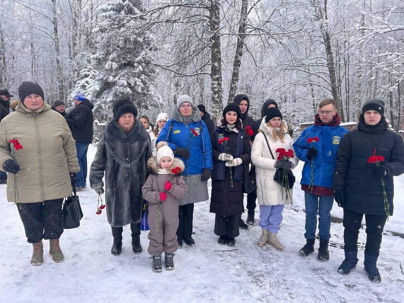 Костромские партийцы приняли участие в митинге памяти земляков, погибших в горячих точках