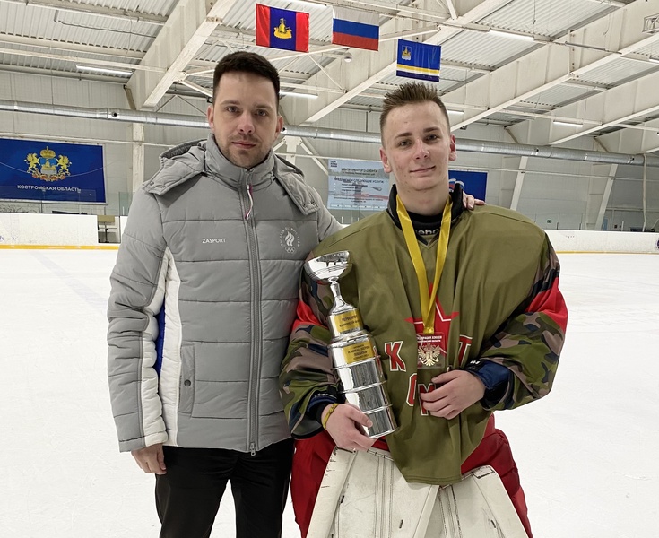 ЛДПР поздравила чемпионов Костромской области по хоккею 