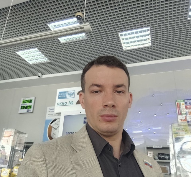 Руслан Фёдоров обратил внимание на серьезную проблему с освещением на Костромском главпочтамте