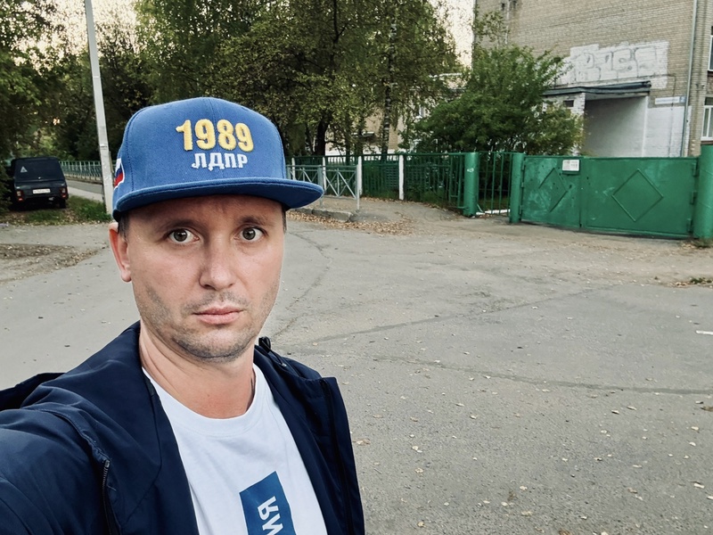 Партиец Александр Васильев добивается безопасного пути для учеников школы №37 в Костроме 