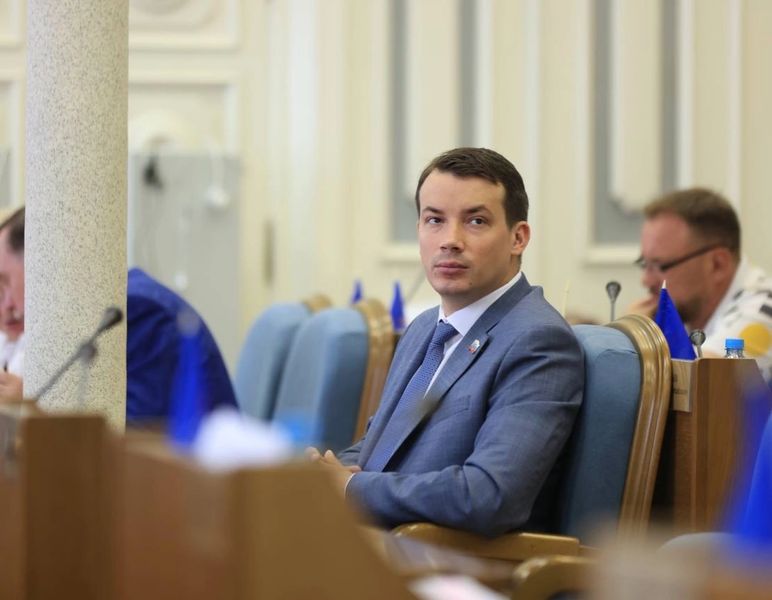 Руслан Фёдоров: закрепить размеры премий работников в коллективных договорах нужно было уже давно 