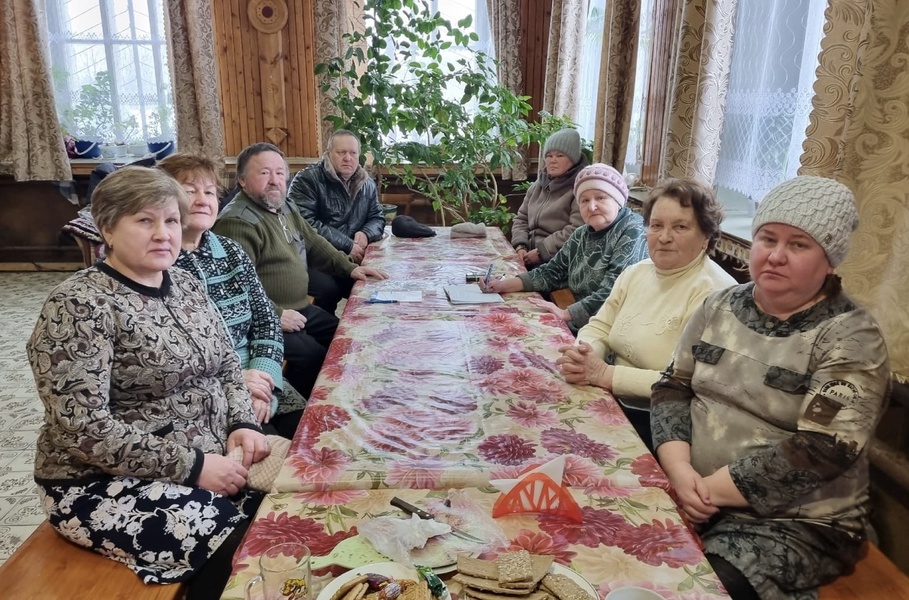 Жители деревни Коровново в Солигаличском округе обратились за помощью к депутатам ЛДПР 