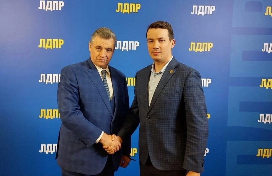 Руслан Фёдоров представляет Костромскую область на внеочередном XXXV съезде ЛДПР