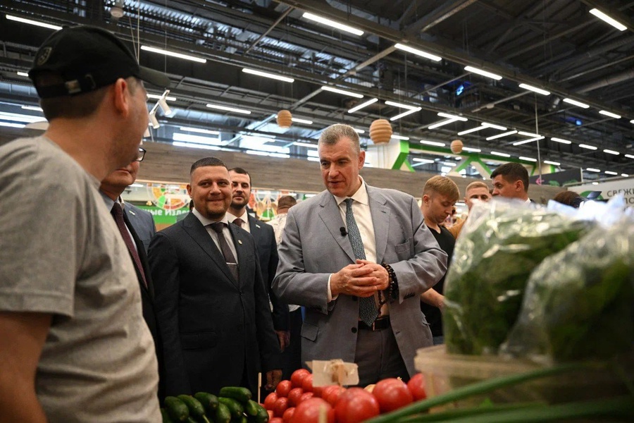 Леонид Слуцкий предложил обязать рыбопромышленников часть улова оставлять на внутреннем рынке Дальнего Востока