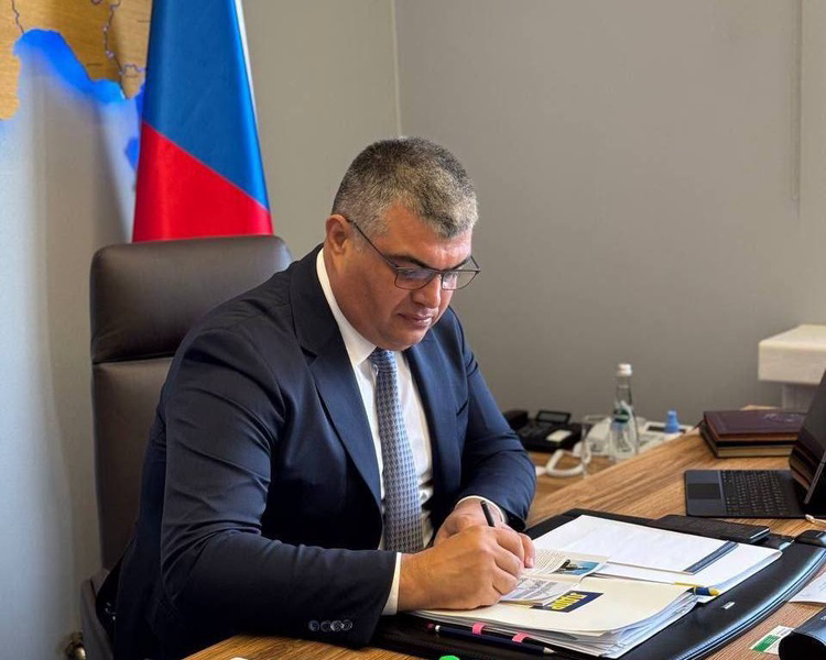 Всероссийский приём граждан депутатами ЛДПР пройдёт 16-17 мая