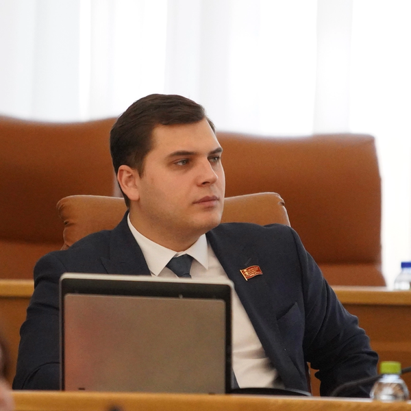 Позоримся на всю страну: Иван Петров о задержании мэра Красноярска