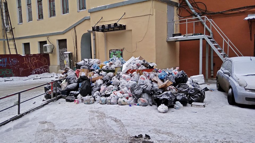 Бутлерова (Калининский район) о мусоре.