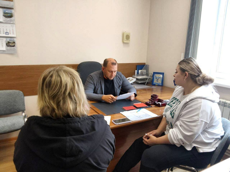 Депутат ЛДПР помогает семье бойца, пропавшего без вести на СВО