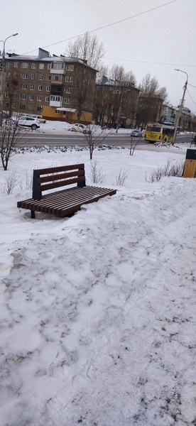 Ачинцы не могут насладиться благоустройством города зимой, потому что его завалило снегом