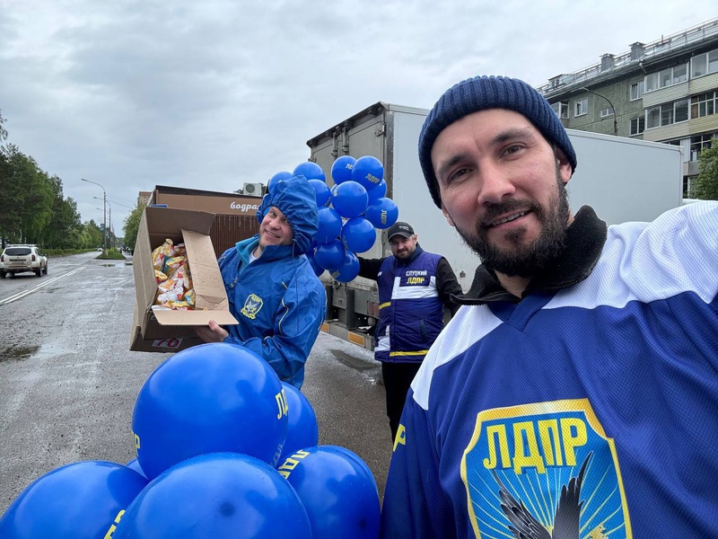 В Красноярском крае День защиты детей отметили с ЛДПР