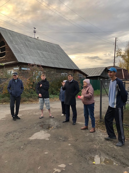 Мобильная приемная Курганского ЛДПР в действии