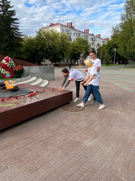 В память о героях всех поколений