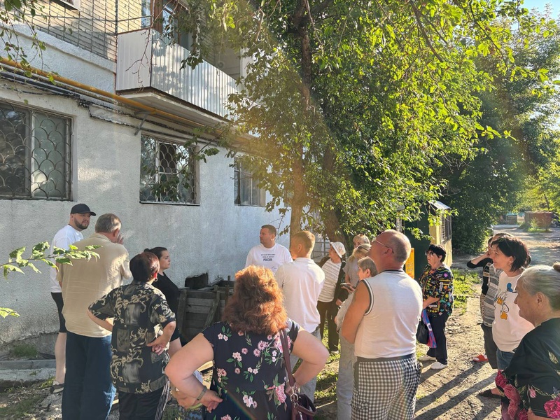 Курганское городское отделение ЛДПР взяло на контроль ситуацию с аварийным домом