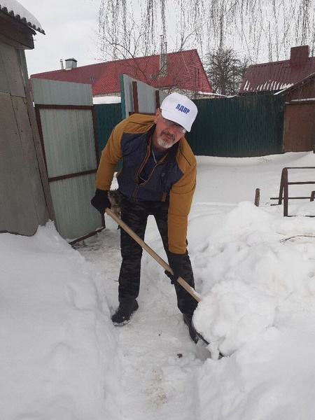 ЛДПР помогает пожилым курянам