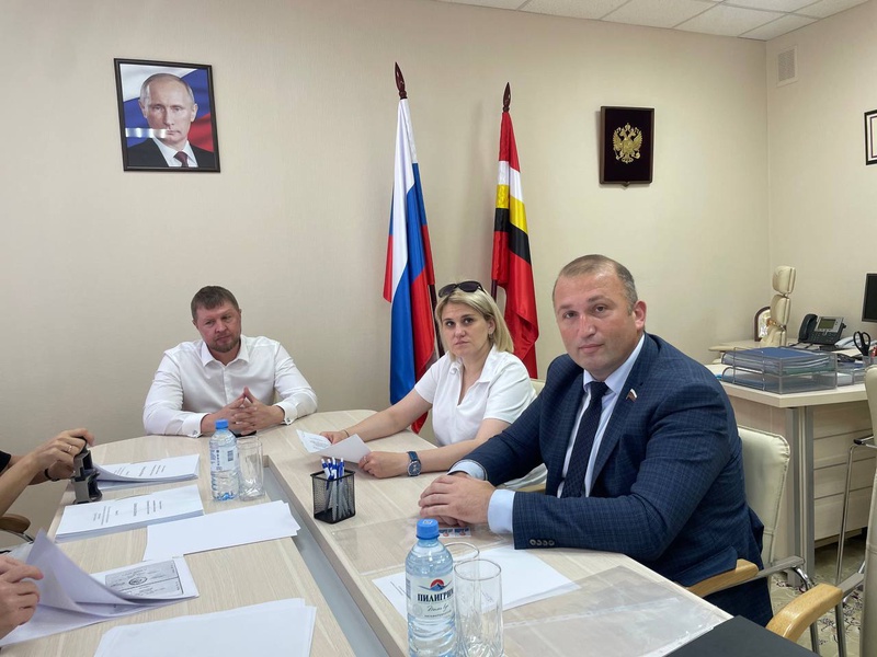 Алексей Томанов подал документы для участия в выборах губернатора Курской области!