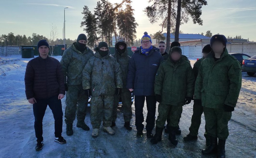 Липецкие партийцы отправились на встречу с мобилизованными бойцами