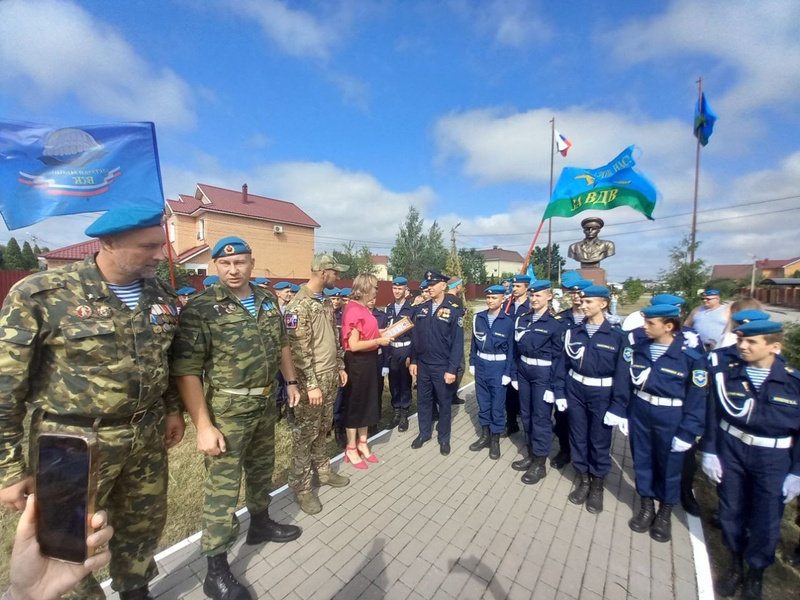 В День ВДВ в Липецке чествовали десантников
