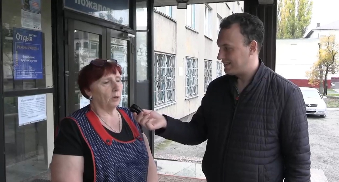 Липецкие партийцы посетили хостел, где живут мигранты