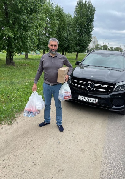 Депутат ЛДПР передал посылку для военнослужащих Донбасса