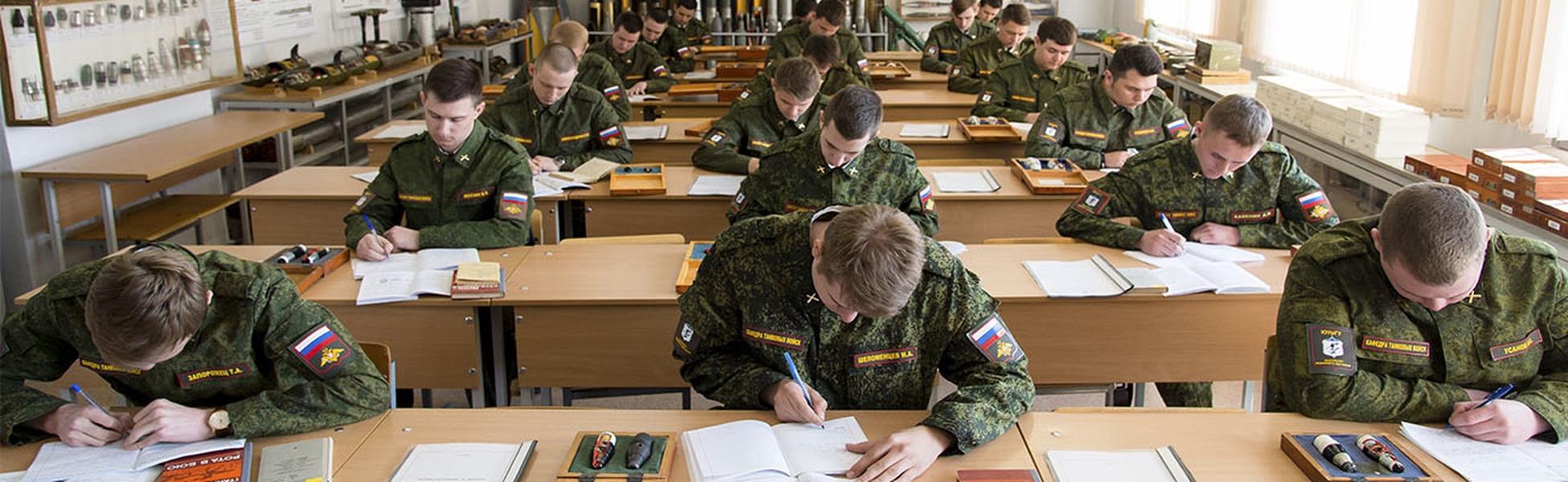 В ЛДПР считают, что ВУЦ СВГУ должны готовить не только сержантов, но и офицеров