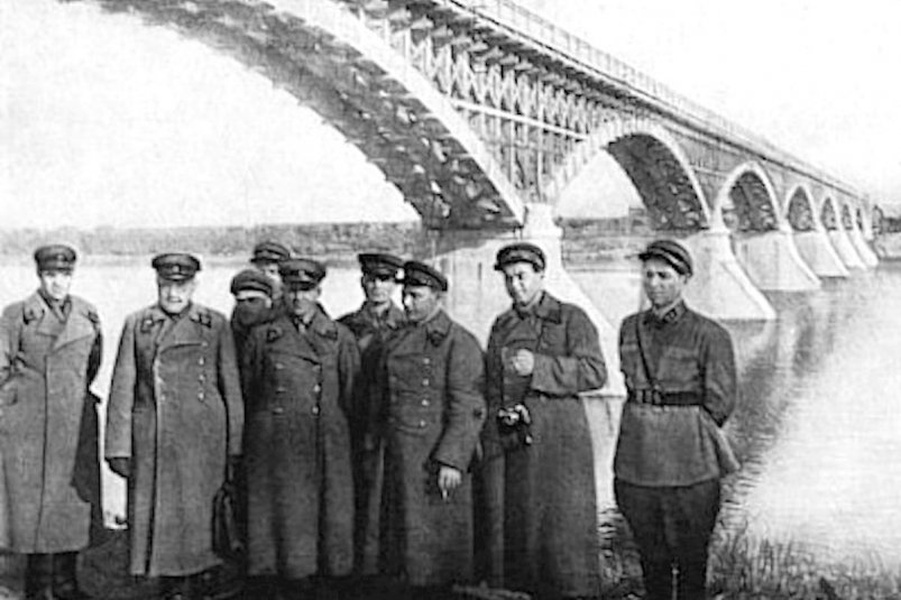 История первопроходцев Севера показывает, что нет невыполнимых задач, считают в ЛДПР 