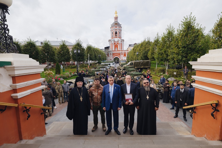 ЛДПР – с фронтом, с Верой, за Победу! Очередная партия техники отправлена в зону СВО!