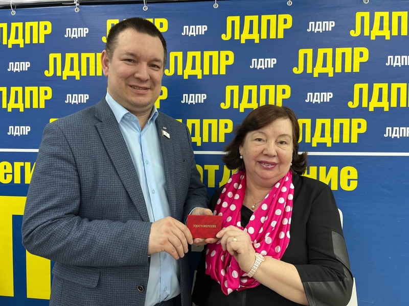  Алексей Шерстобитов вступил в ряды литературно-художественного объединения «Патриот» РМЭ!